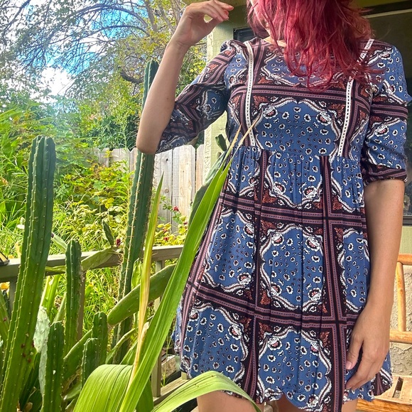 Boho Floral Evil Eye Dress 1960s 70s style wild blue x sodie robertson lace - Picture 1 of 9